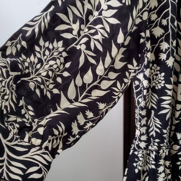 Black/cream print, H&M long sleeve dress, size XL - Picture 3 of 4